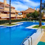 Apartamento Elviria Playa Jardines De Santa Maria Golf Wifi Et Parking Gratuit Marbella